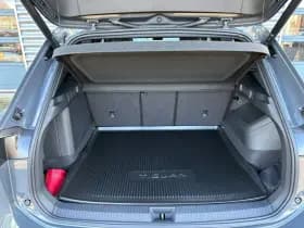 Volkswagen Tiguan thumbnail 11