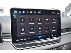 Volkswagen T-Roc thumbnail 24