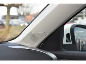 Volkswagen T-Roc thumbnail 35