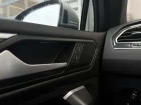 Volkswagen Tiguan thumbnail 25