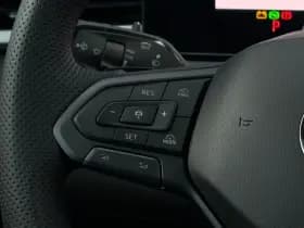 Volkswagen T-Roc thumbnail 15