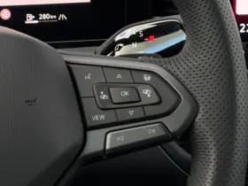 Volkswagen T-Roc thumbnail 16