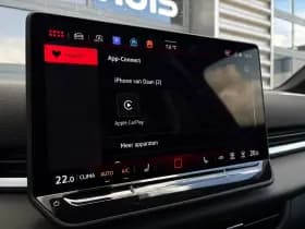 Volkswagen T-Roc thumbnail 24