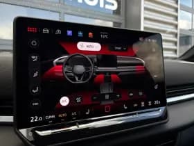 Volkswagen T-Roc thumbnail 29