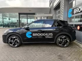 Volkswagen T-Roc thumbnail 6