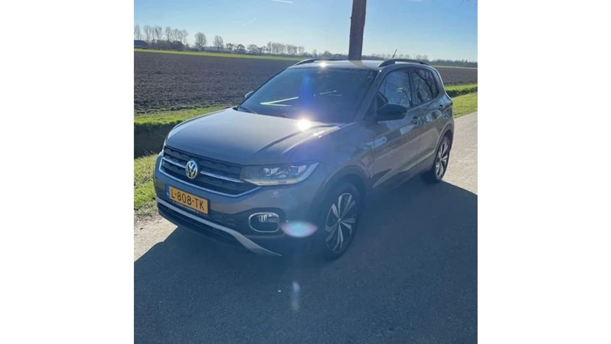 Volkswagen Tiguan — foto 1