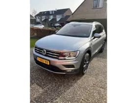 Volkswagen Tiguan thumbnail 3