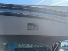 Volkswagen Tiguan thumbnail 37