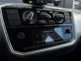 Volkswagen Up! thumbnail 20