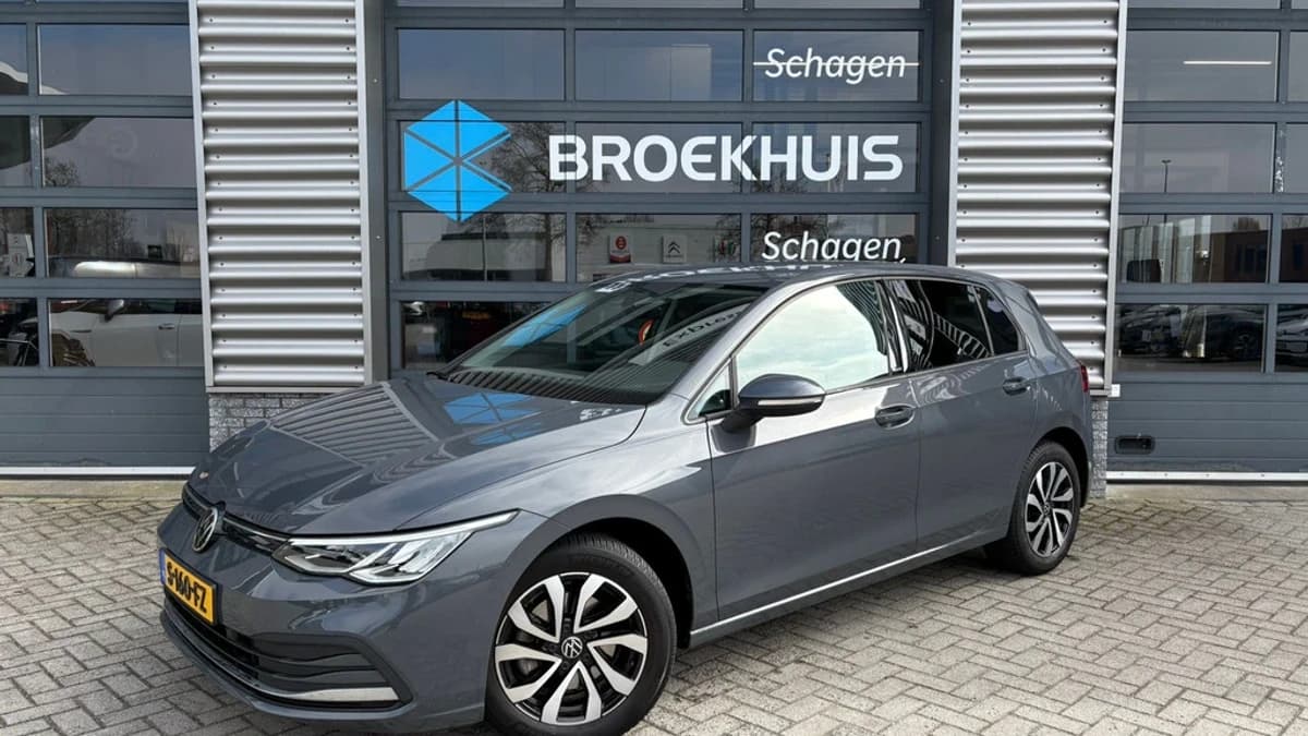 Volkswagen Golf — foto 1
