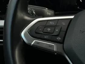 Volkswagen Golf thumbnail 13