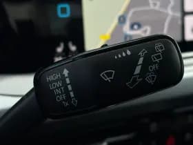 Volkswagen Golf thumbnail 16