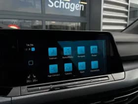 Volkswagen Golf thumbnail 25