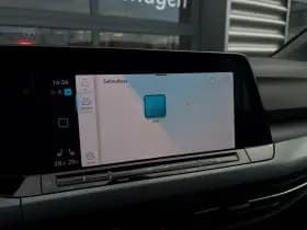 Volkswagen Golf thumbnail 38
