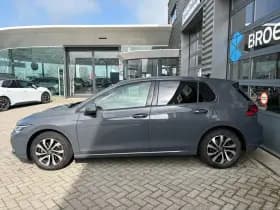 Volkswagen Golf thumbnail 5