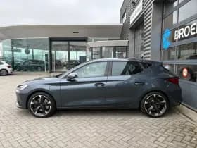 CUPRA Leon thumbnail 4