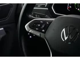 Volkswagen Tiguan thumbnail 12