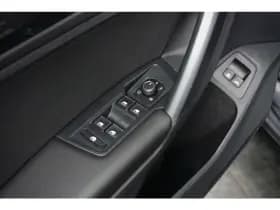 Volkswagen Tiguan thumbnail 23