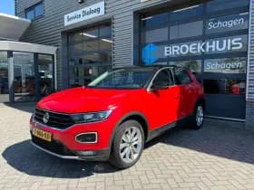 Volkswagen T-Roc thumbnail 2