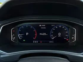 Volkswagen T-Roc thumbnail 12