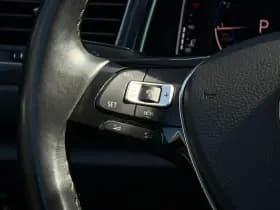 Volkswagen T-Roc thumbnail 14