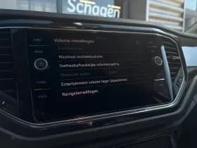 Volkswagen T-Roc thumbnail 22