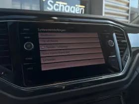 Volkswagen T-Roc thumbnail 25