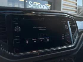 Volkswagen T-Roc thumbnail 26