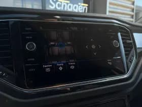 Volkswagen T-Roc thumbnail 27