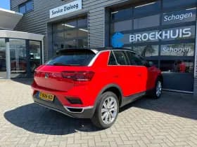 Volkswagen T-Roc thumbnail 7