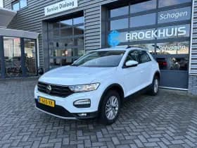Volkswagen T-Roc thumbnail 2