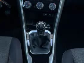 Volkswagen T-Roc thumbnail 19