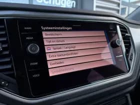 Volkswagen T-Roc thumbnail 24