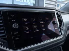 Volkswagen T-Roc thumbnail 35