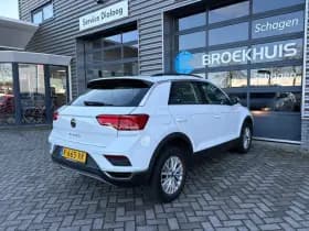 Volkswagen T-Roc thumbnail 7