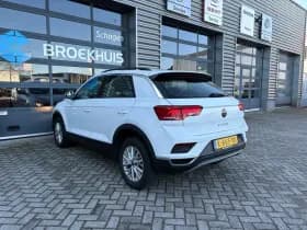 Volkswagen T-Roc thumbnail 9