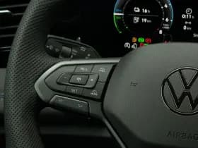 Volkswagen Tiguan thumbnail 13