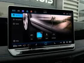 Volkswagen Tiguan thumbnail 24