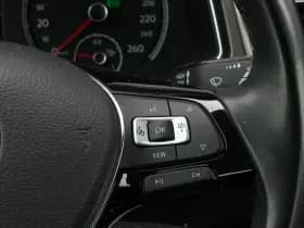 Volkswagen T-Roc thumbnail 15