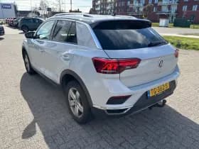 Volkswagen T-Roc thumbnail 5