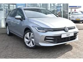 Volkswagen Golf thumbnail 2