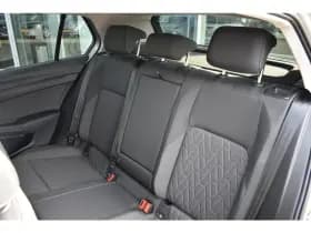 Volkswagen Golf thumbnail 28