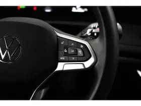 Volkswagen Tiguan thumbnail 11