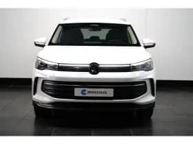 Volkswagen Tiguan thumbnail 3