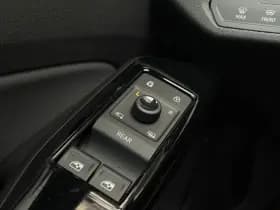 Volkswagen ID.4 thumbnail 18