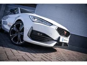 CUPRA Leon Sportstourer thumbnail 2