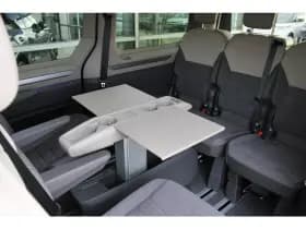 Volkswagen Multivan thumbnail 18