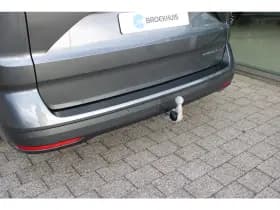 Volkswagen Multivan thumbnail 41