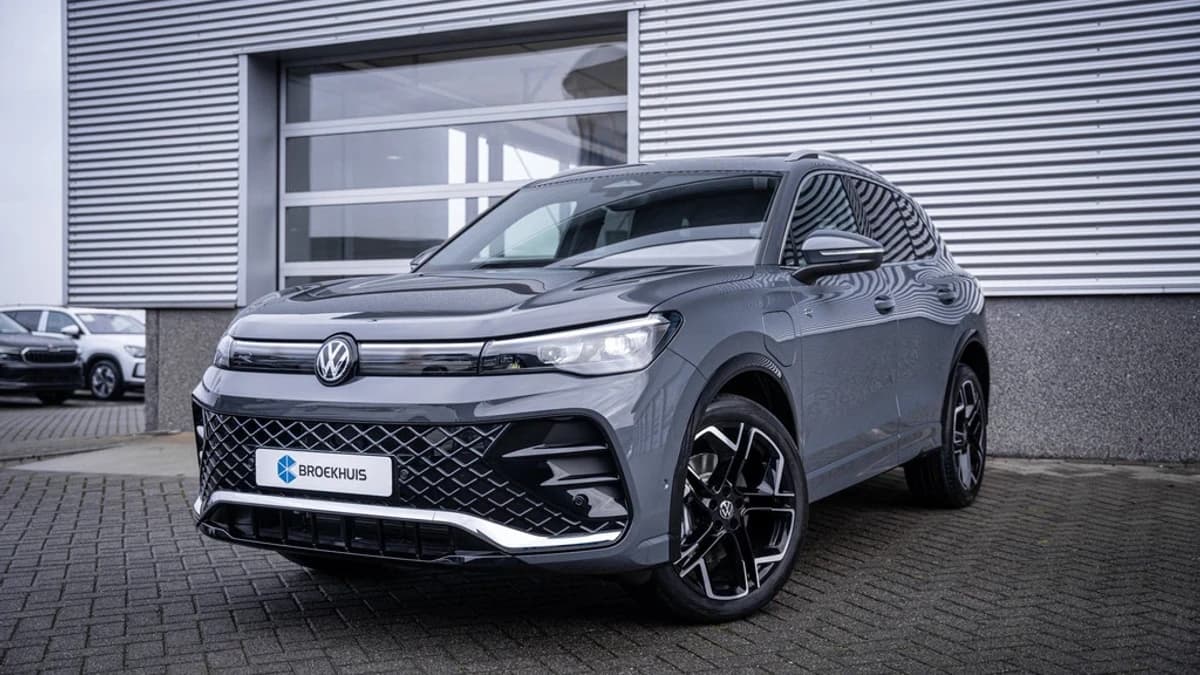 Volkswagen Tiguan — foto 1