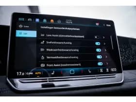 Volkswagen Tiguan thumbnail 32